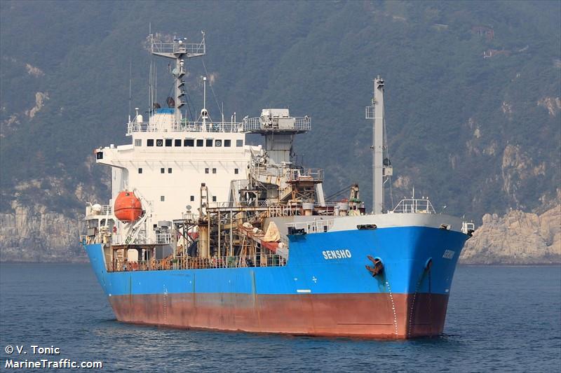 sensho (Cement Carrier) - IMO 8608365, MMSI 525119006, Call Sign YBOQ2 under the flag of Indonesia