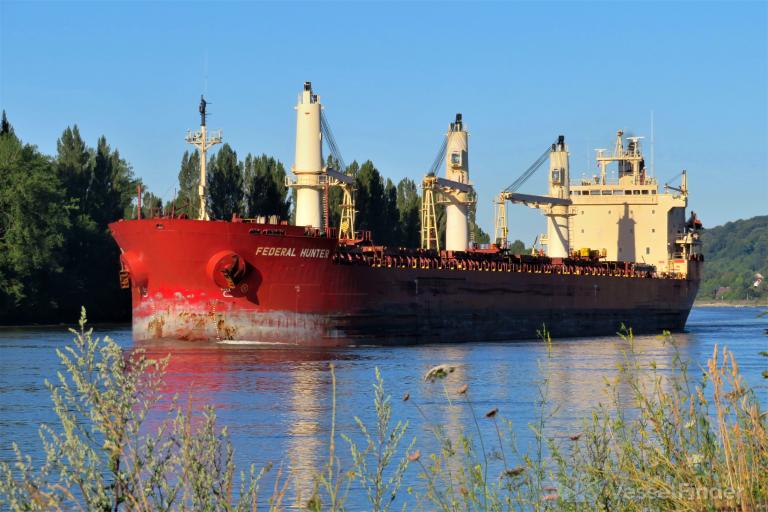 federal hunter (Bulk Carrier) - IMO 9205938, MMSI 538006778, Call Sign V7RE7 under the flag of Marshall Islands