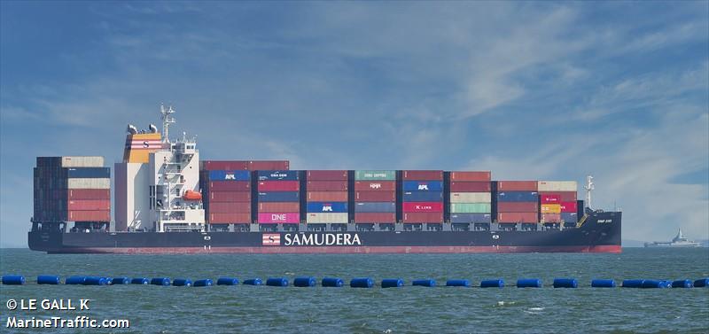 sinar sunda (Container Ship) - IMO 9866469, MMSI 563111200, Call Sign 9V6682 under the flag of Singapore
