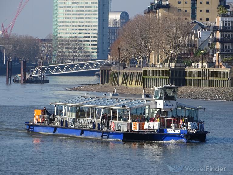 city delta (Passenger ship) - IMO , MMSI 235054920, Call Sign ZISU8 under the flag of United Kingdom (UK)
