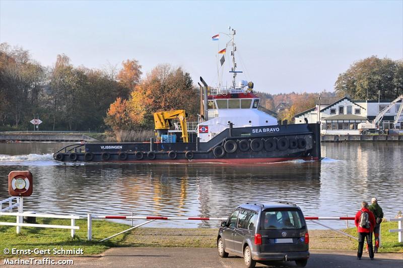 sea bravo (Tug) - IMO 9487029, MMSI 244468000, Call Sign PHSB under the flag of Netherlands