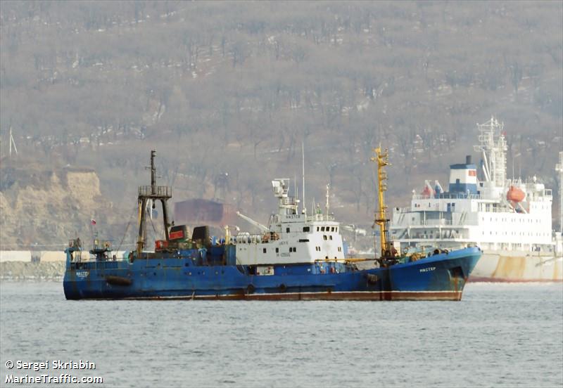 master (Fishing Vessel) - IMO 8860626, MMSI 273428220, Call Sign UBXX under the flag of Russia
