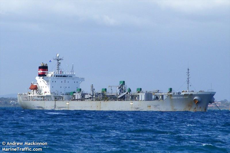 eminence (Cement Carrier) - IMO 9152492, MMSI 351181000, Call Sign 3FIL7 under the flag of Panama