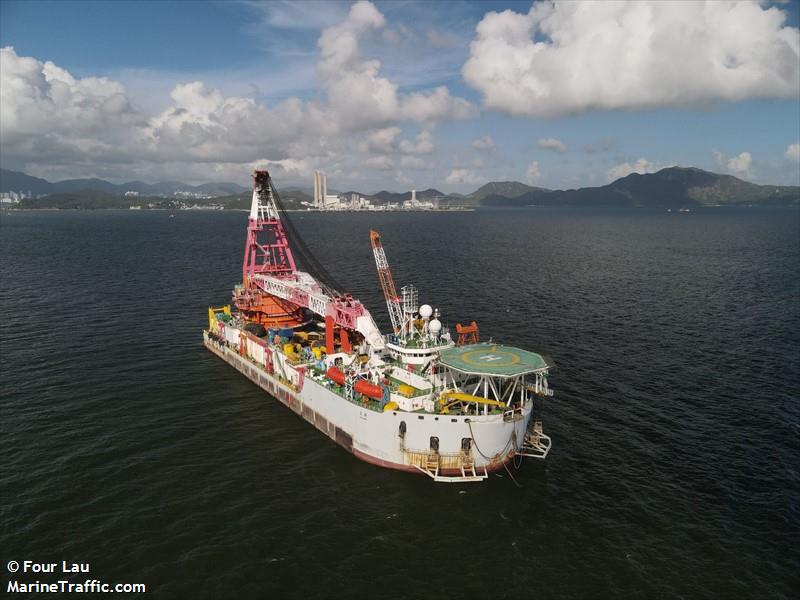 lan jiang (Pipe Layer) - IMO 9245641, MMSI 412986000, Call Sign BFND under the flag of China