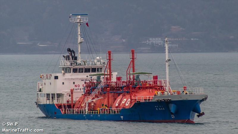 k gas (LPG Tanker) - IMO 9622722, MMSI 440043440, Call Sign 190025 under the flag of Korea