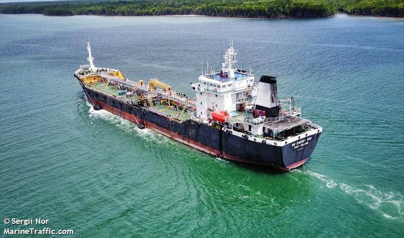 mk energy dua (Oil Products Tanker) - IMO 9075400, MMSI 533150061, Call Sign 9M2092 under the flag of Malaysia