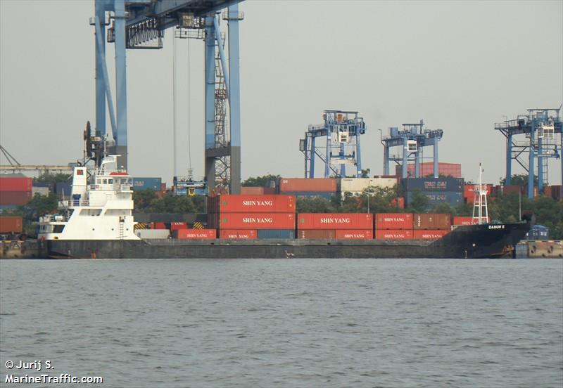 mv.danum 5 (Deck Cargo Ship) - IMO 9305518, MMSI 533759000, Call Sign 9WFS6 under the flag of Malaysia