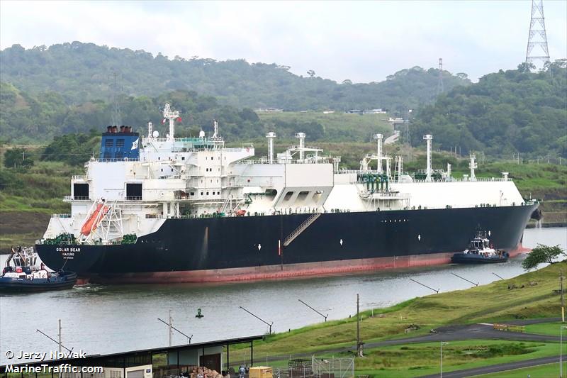 golar bear (LNG Tanker) - IMO 9626039, MMSI 538004983, Call Sign V7AF4 under the flag of Marshall Islands