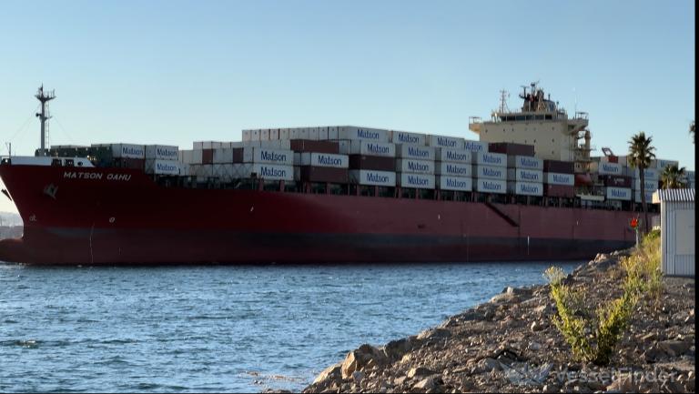 matson oahu (Container Ship) - IMO 9308015, MMSI 538007617, Call Sign V7JY3 under the flag of Marshall Islands