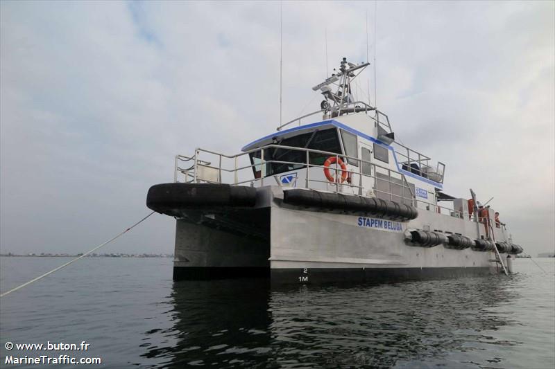 stapem beluga (Diving ops) - IMO , MMSI 538007790, Call Sign V7YC5 under the flag of Marshall Islands