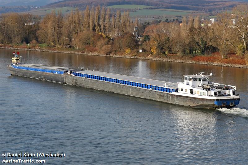 sivali. (Cargo ship) - IMO , MMSI 211383020, Call Sign DB7606 under the flag of Germany