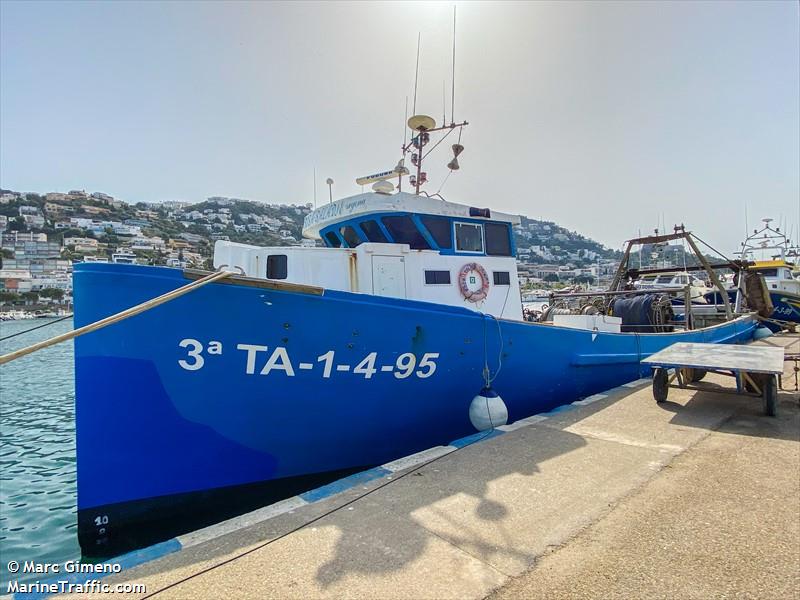 rosa saladie segundo (Fishing vessel) - IMO , MMSI 224070490, Call Sign EA2330 under the flag of Spain