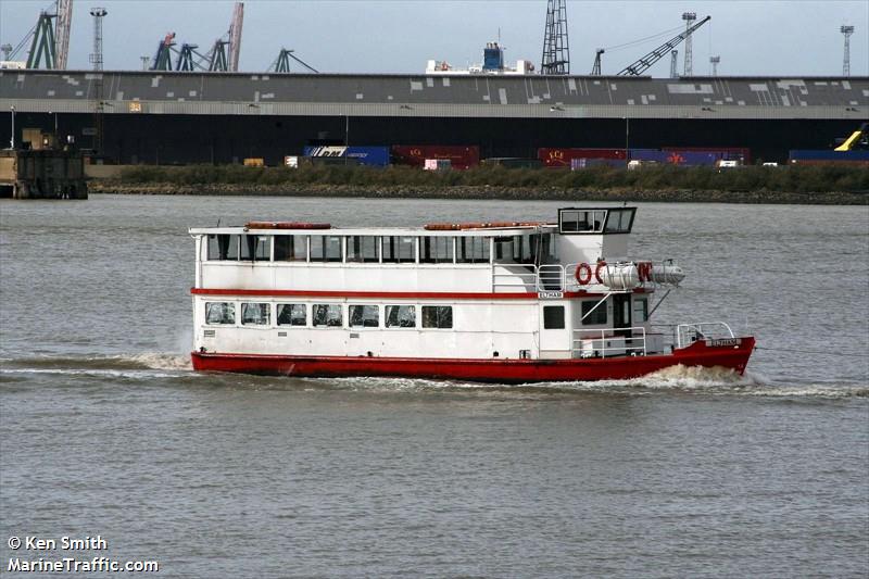 eltham (Passenger ship) - IMO , MMSI 235052127, Call Sign MM5EB under the flag of United Kingdom (UK)