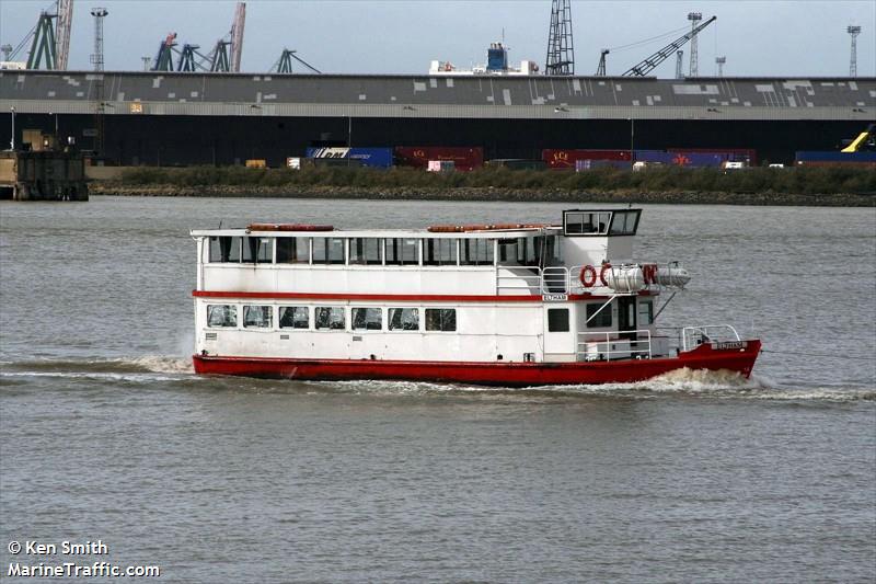 eltham (Passenger ship) - IMO , MMSI 235052127, Call Sign MM5EB under the flag of United Kingdom (UK)