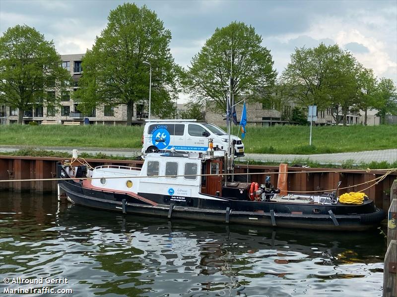 zwaluw (Tug) - IMO , MMSI 244050388, Call Sign PB6635 under the flag of Netherlands