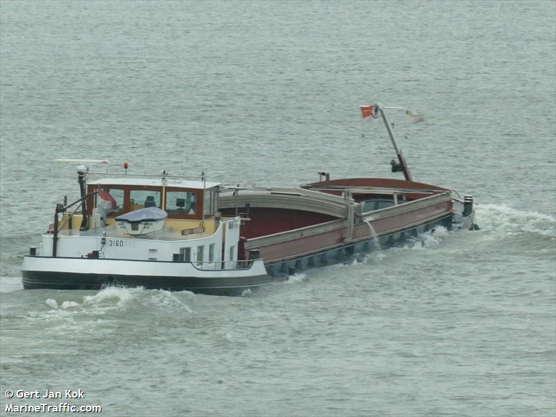 vagari (Cargo ship) - IMO 3160382, MMSI 244620981, Call Sign PE9644 under the flag of Netherlands