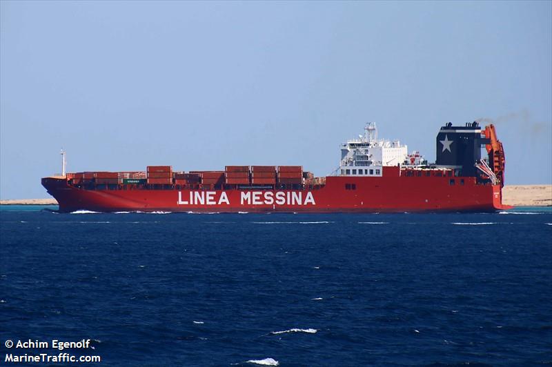 jolly vanadio (Ro-Ro Cargo Ship) - IMO 9668972, MMSI 247352100, Call Sign IBHC under the flag of Italy