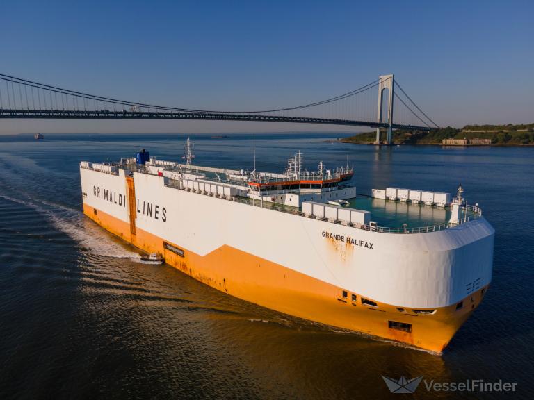 grande halifax (Vehicles Carrier) - IMO 9784051, MMSI 247376400, Call Sign IBOS under the flag of Italy