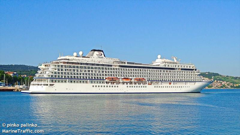 viking star (Passenger (Cruise) Ship) - IMO 9650418, MMSI 257903000, Call Sign LAIW6 under the flag of Norway