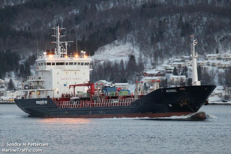 norsel (Oil Products Tanker) - IMO 9257591, MMSI 258430000, Call Sign LMFQ3 under the flag of Norway