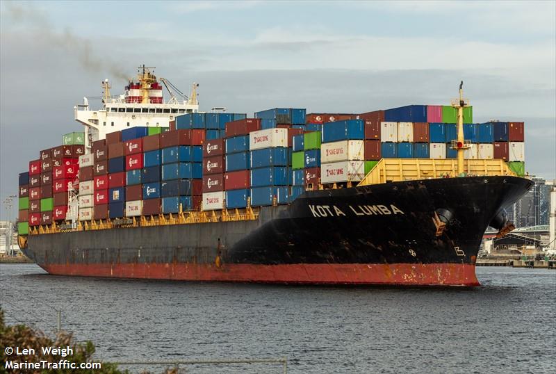 kota lumba (Container Ship) - IMO 9439761, MMSI 477302600, Call Sign VRSO3 under the flag of Hong Kong