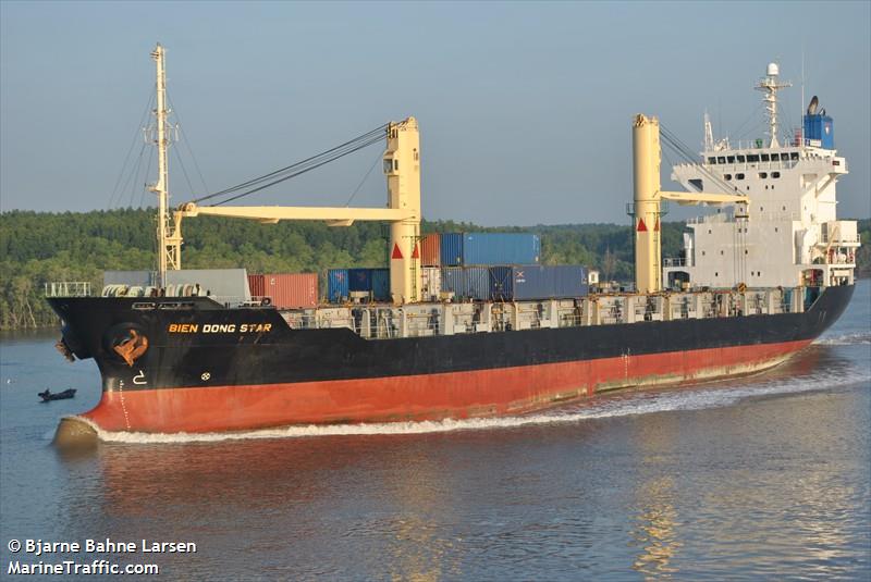 bien dong star (Container Ship) - IMO 9228289, MMSI 574387000, Call Sign 3WWN under the flag of Vietnam