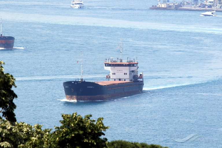 diamond c (General Cargo Ship) - IMO 8866723, MMSI 620150000, Call Sign D6A2150 under the flag of Comoros