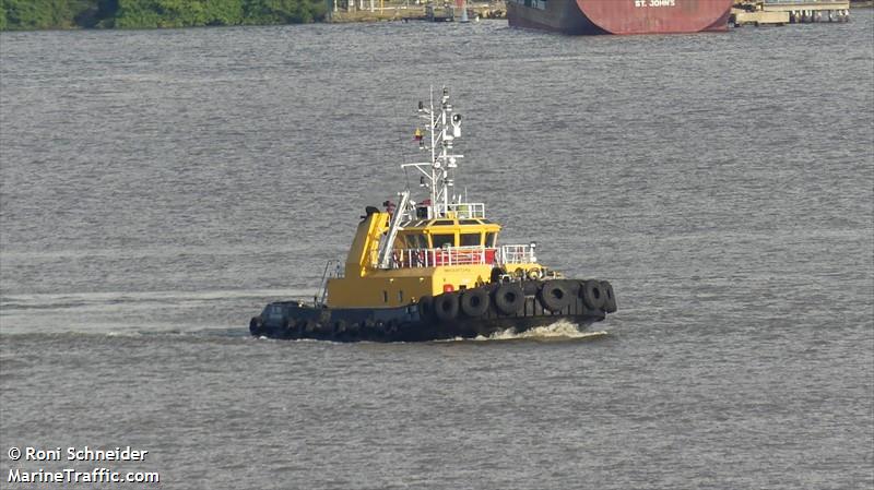 altra (Tug) - IMO 9277242, MMSI 730151056, Call Sign HKNC8 under the flag of Colombia
