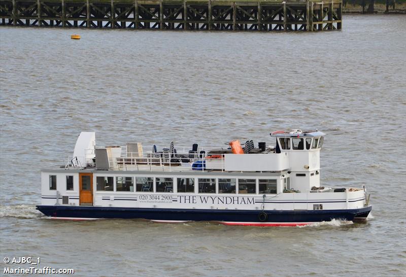 wyndham grand (Passenger ship) - IMO , MMSI 235111064, Call Sign 2IMU7 under the flag of United Kingdom (UK)