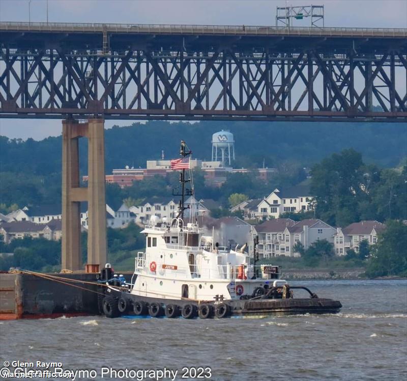 justin (Towing vessel) - IMO , MMSI 367694530, Call Sign WDI4039 under the flag of United States (USA)