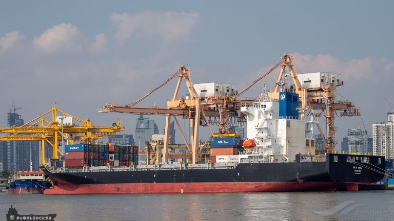 sky wind (Container Ship) - IMO 9854480, MMSI 372490000, Call Sign 3ECH under the flag of Panama
