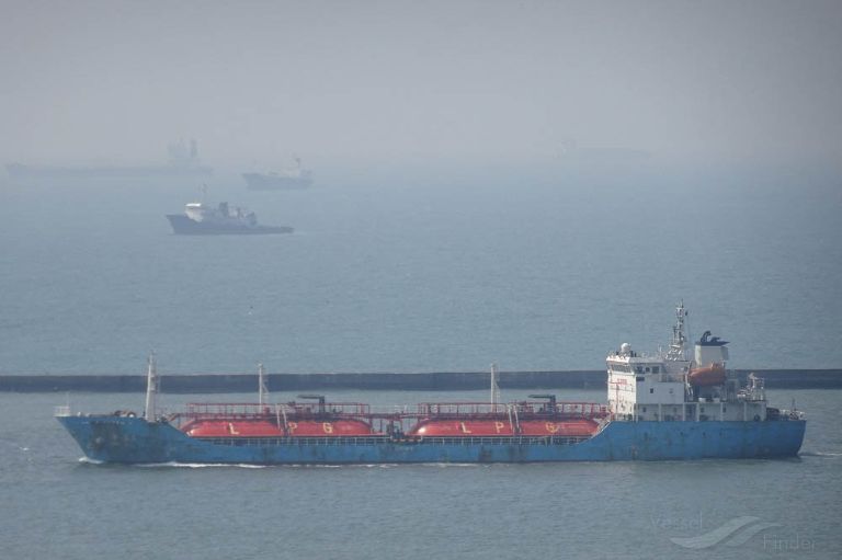 feng yi 1 (LPG Tanker) - IMO 9613408, MMSI 412764870, Call Sign BLTF9 under the flag of China