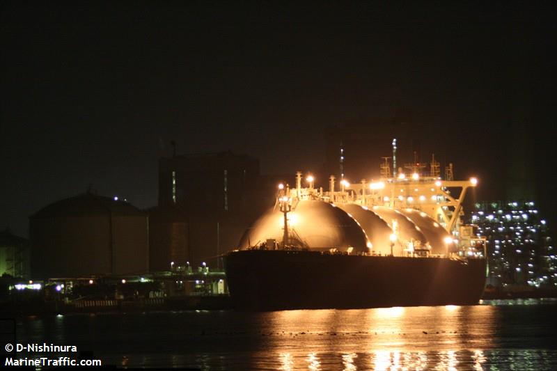energy navigator (LNG Tanker) - IMO 9355264, MMSI 432634000, Call Sign 7JCK under the flag of Japan