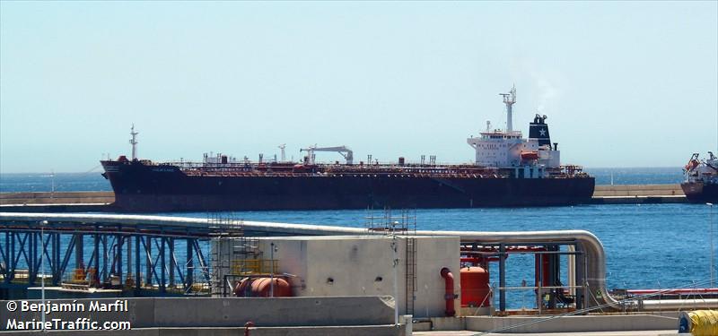 calm lake (Chemical/Oil Products Tanker) - IMO 9239460, MMSI 477538400, Call Sign VRTG2 under the flag of Hong Kong