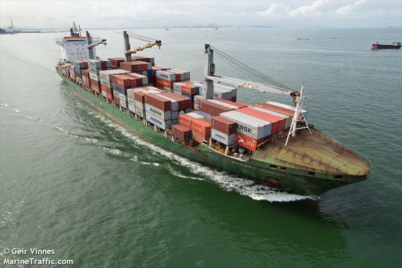 cscl manzanillo (Container Ship) - IMO 9402639, MMSI 477629400, Call Sign VRFO2 under the flag of Hong Kong