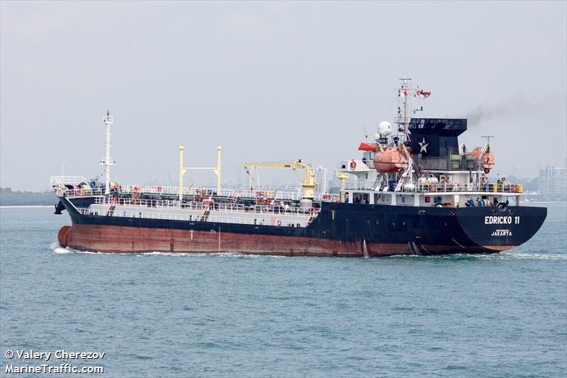 edricko 11 (Oil Products Tanker) - IMO 8682361, MMSI 525005396, Call Sign YBEU2 under the flag of Indonesia