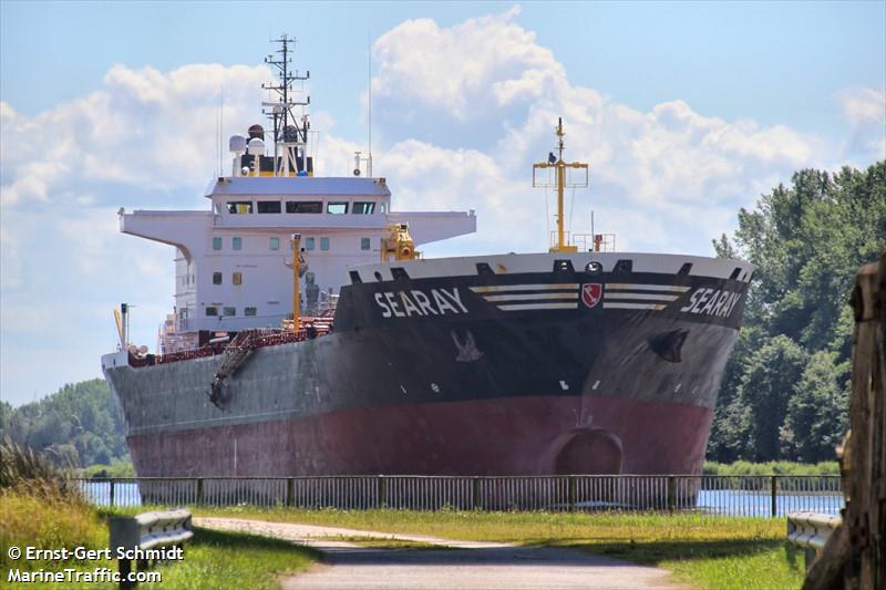 searay (Oil Products Tanker) - IMO 9255490, MMSI 211422510, Call Sign DEEV under the flag of Germany