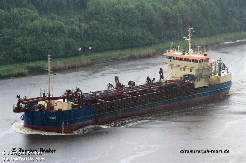 trud r (Hopper Dredger) - IMO 8957156, MMSI 219964000, Call Sign OWZP2 under the flag of Denmark