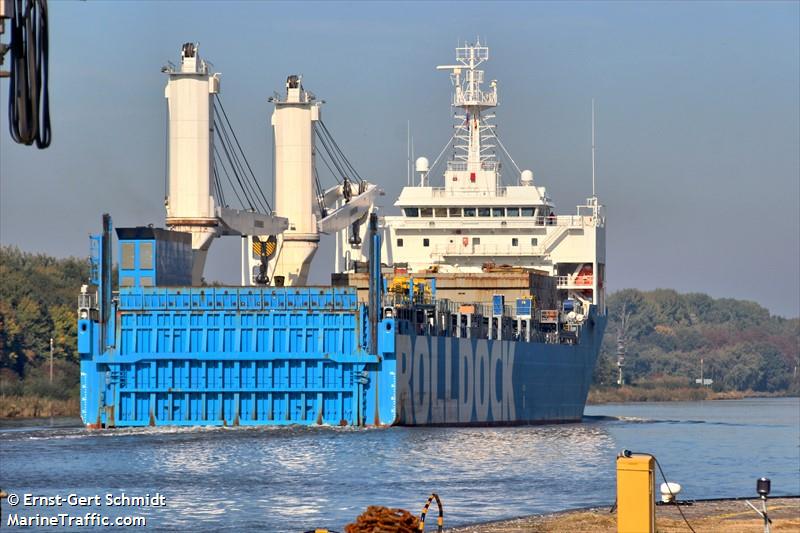 rolldock storm (Heavy Load Carrier) - IMO 9656503, MMSI 246883000, Call Sign PCQX under the flag of Netherlands