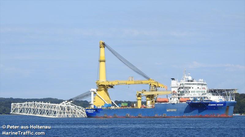 akademik cherskiy (Pipe Layer) - IMO 8770261, MMSI 273399760, Call Sign UDQB under the flag of Russia