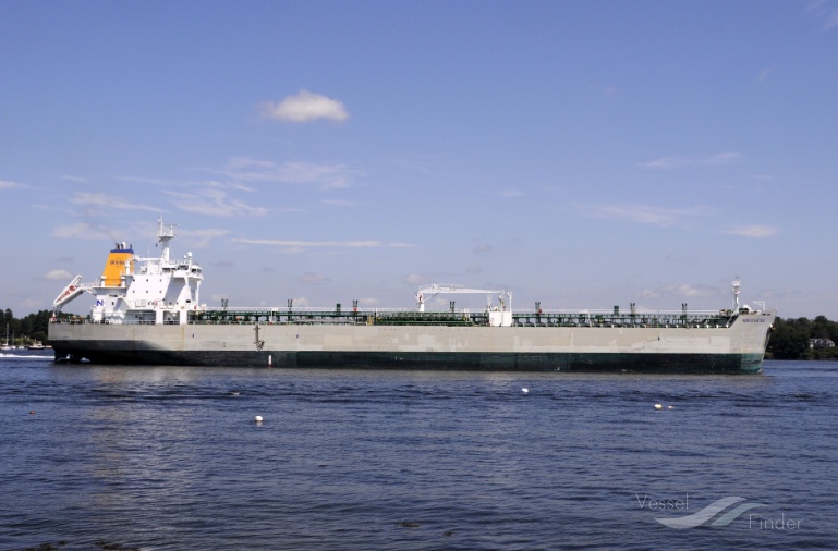 east coast (Chemical/Oil Products Tanker) - IMO 9298703, MMSI 316028326, Call Sign XJBP under the flag of Canada