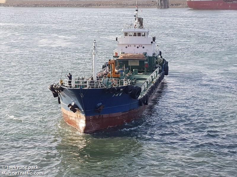 no3taeyoung (Tanker) - IMO , MMSI 440324850, Call Sign 122804 under the flag of Korea