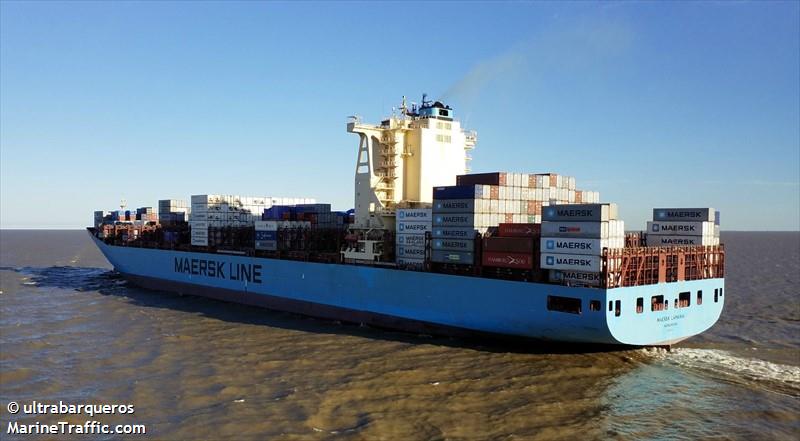 maersk lamanai (Container Ship) - IMO 9527051, MMSI 477182800, Call Sign VRLI8 under the flag of Hong Kong