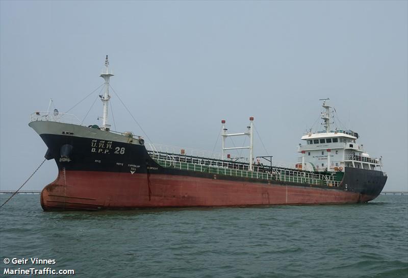 b.p.p. 28 (Oil Products Tanker) - IMO 8685234, MMSI 567066600, Call Sign HSB5450 under the flag of Thailand