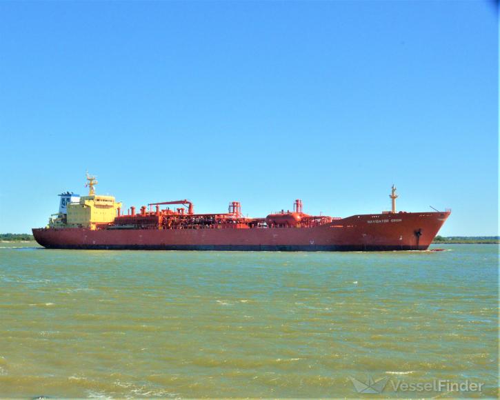 navigator orion (LPG Tanker) - IMO 9177545, MMSI 636011282, Call Sign ELYB6 under the flag of Liberia