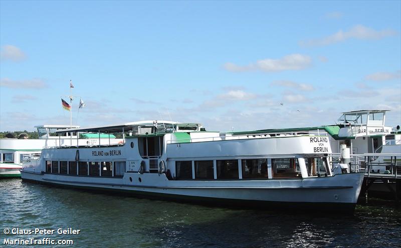 roland von berlin (Passenger ship) - IMO , MMSI 211764670, Call Sign DC6288 under the flag of Germany