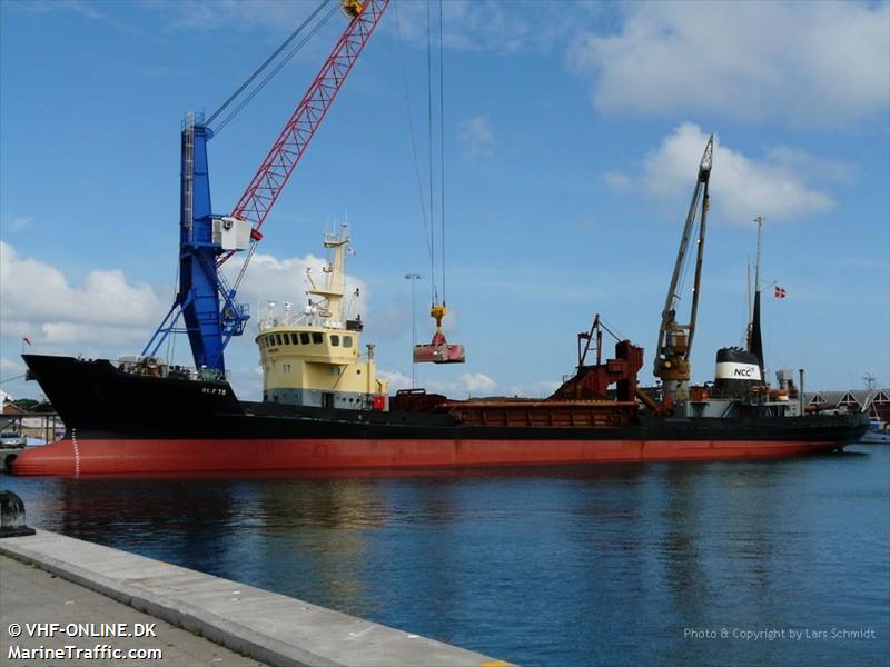 glarea (Hopper Dredger) - IMO 7041170, MMSI 219244000, Call Sign OXQK under the flag of Denmark