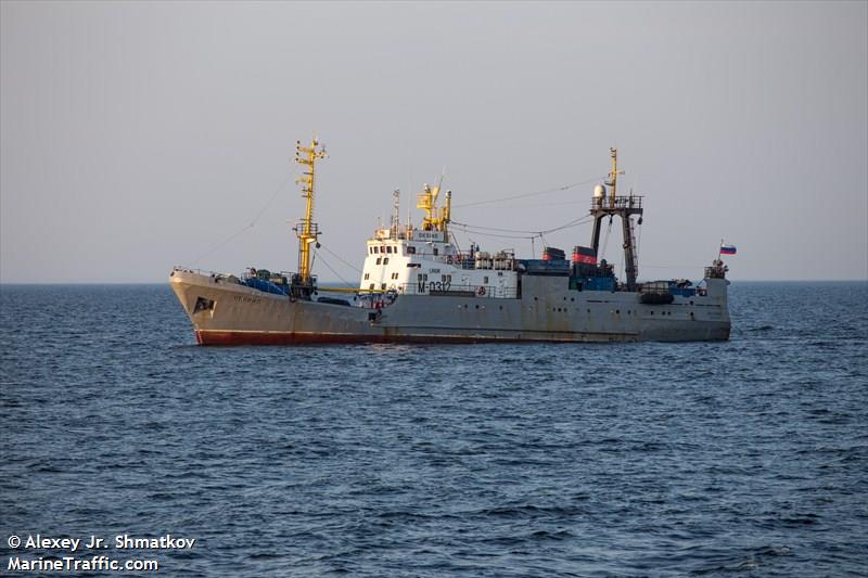 oksino (Fishing Vessel) - IMO 8729432, MMSI 273218900, Call Sign UHUK under the flag of Russia