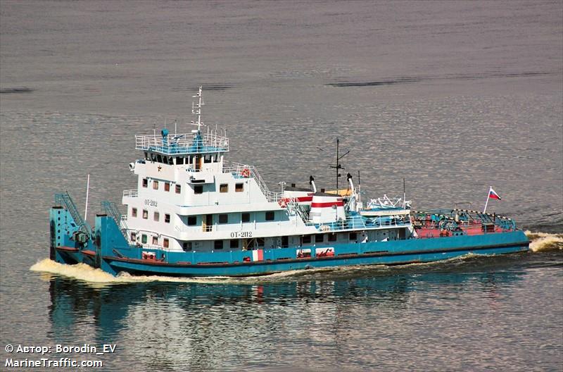 ot-2112 (Tug) - IMO , MMSI 273368450 under the flag of Russia