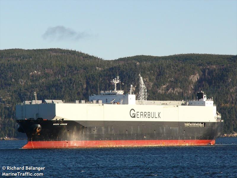 mozu arrow (General Cargo Ship) - IMO 8918227, MMSI 309372000, Call Sign C6NI8 under the flag of Bahamas